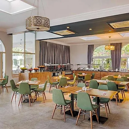 Uptown Buyuk Anadolu Кирения
