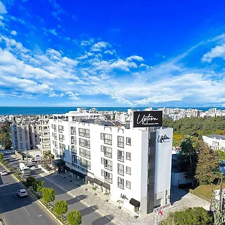 Uptown Buyuk Anadolu Отель Кирения
