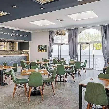 Uptown Buyuk Anadolu Отель Кирения